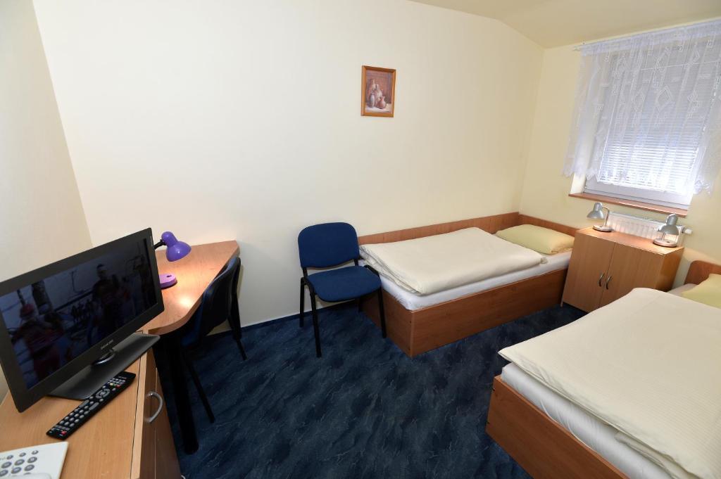 Hotel U Jezírka Liberec Habitación foto