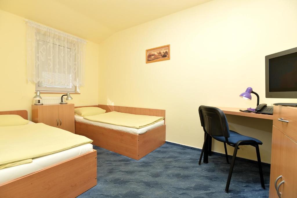 Hotel U Jezírka Liberec Habitación foto