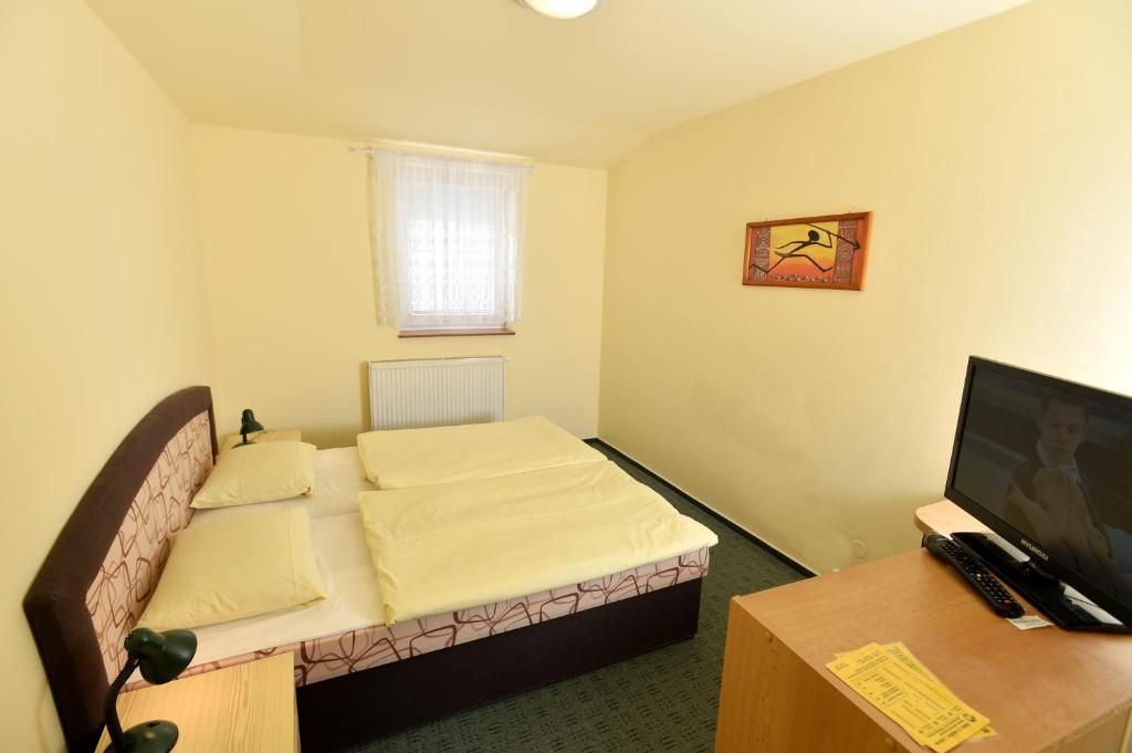 Hotel U Jezírka Liberec Habitación foto